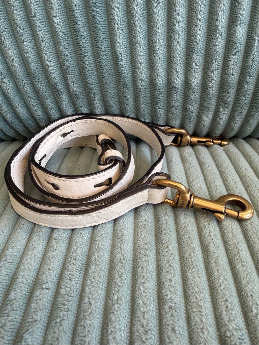 Gucci GG Marmont Matelasse White Leather Tote - Picture 11 of 11